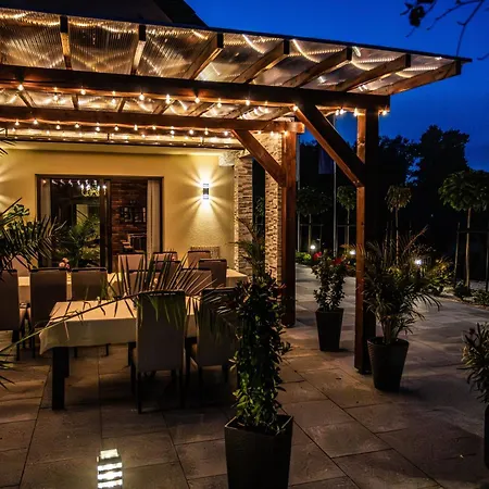 Osada Prado Hotel Michalkowa
